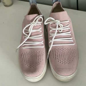 Steve Madden Sneakers